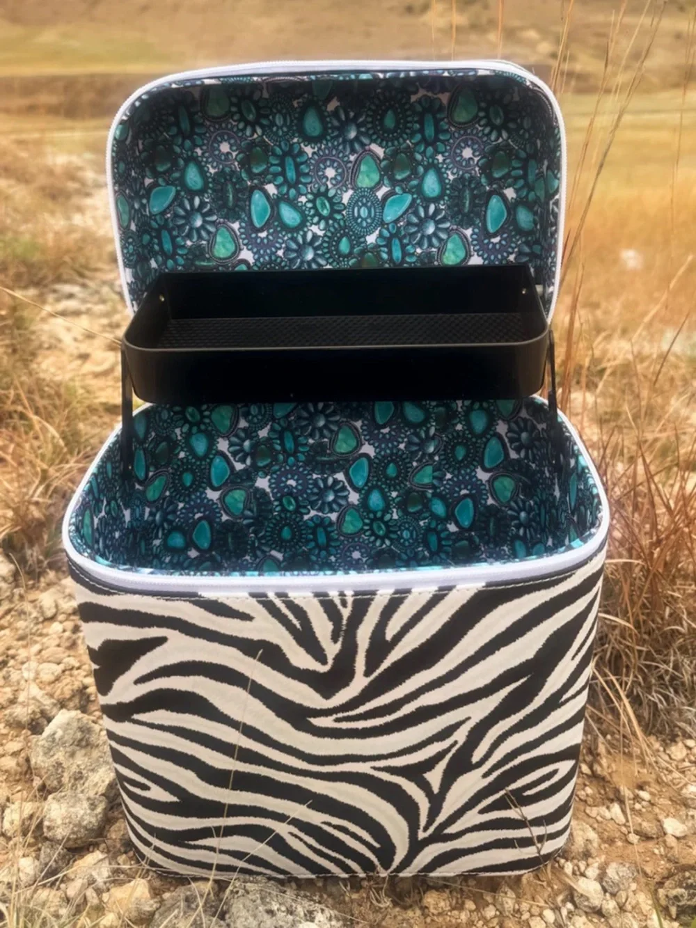 🌺Zebra Print Makeup Train Case - Black & White Cosmetic Organizer